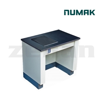 Mesa antivibratoria para balanza 900 x 600 x 800mm, marca Numak.